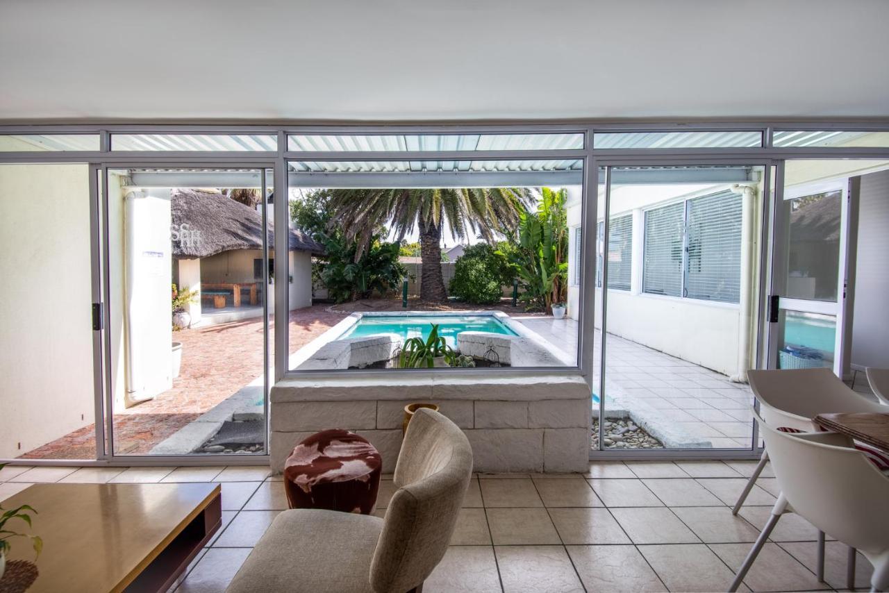 Saffron House Guesthouse Cape Town Exterior photo