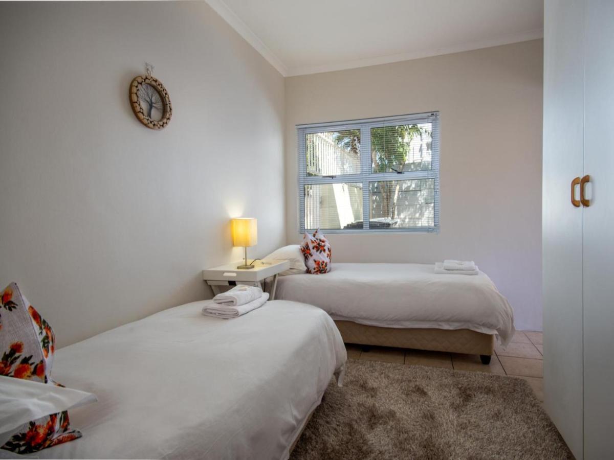 Saffron House Guesthouse Cape Town Exterior photo