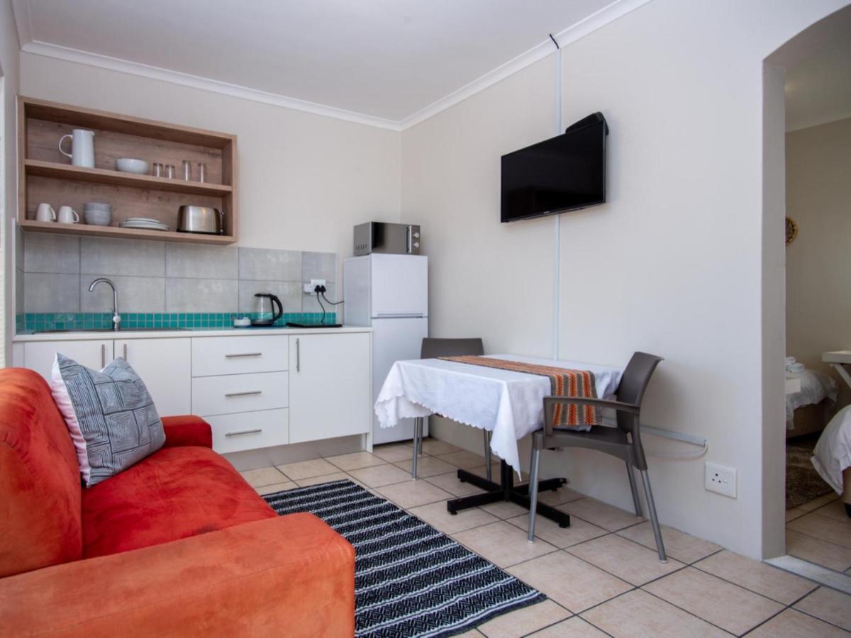 Saffron House Guesthouse Cape Town Exterior photo