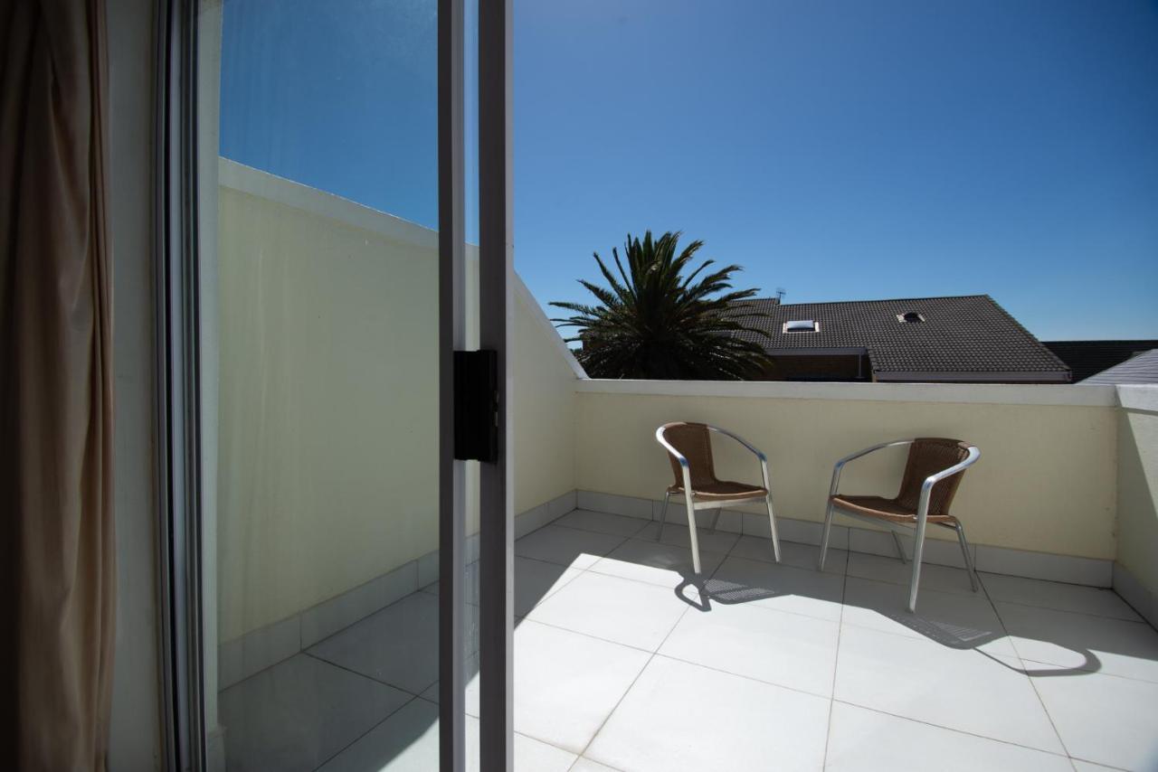 Saffron House Guesthouse Cape Town Exterior photo