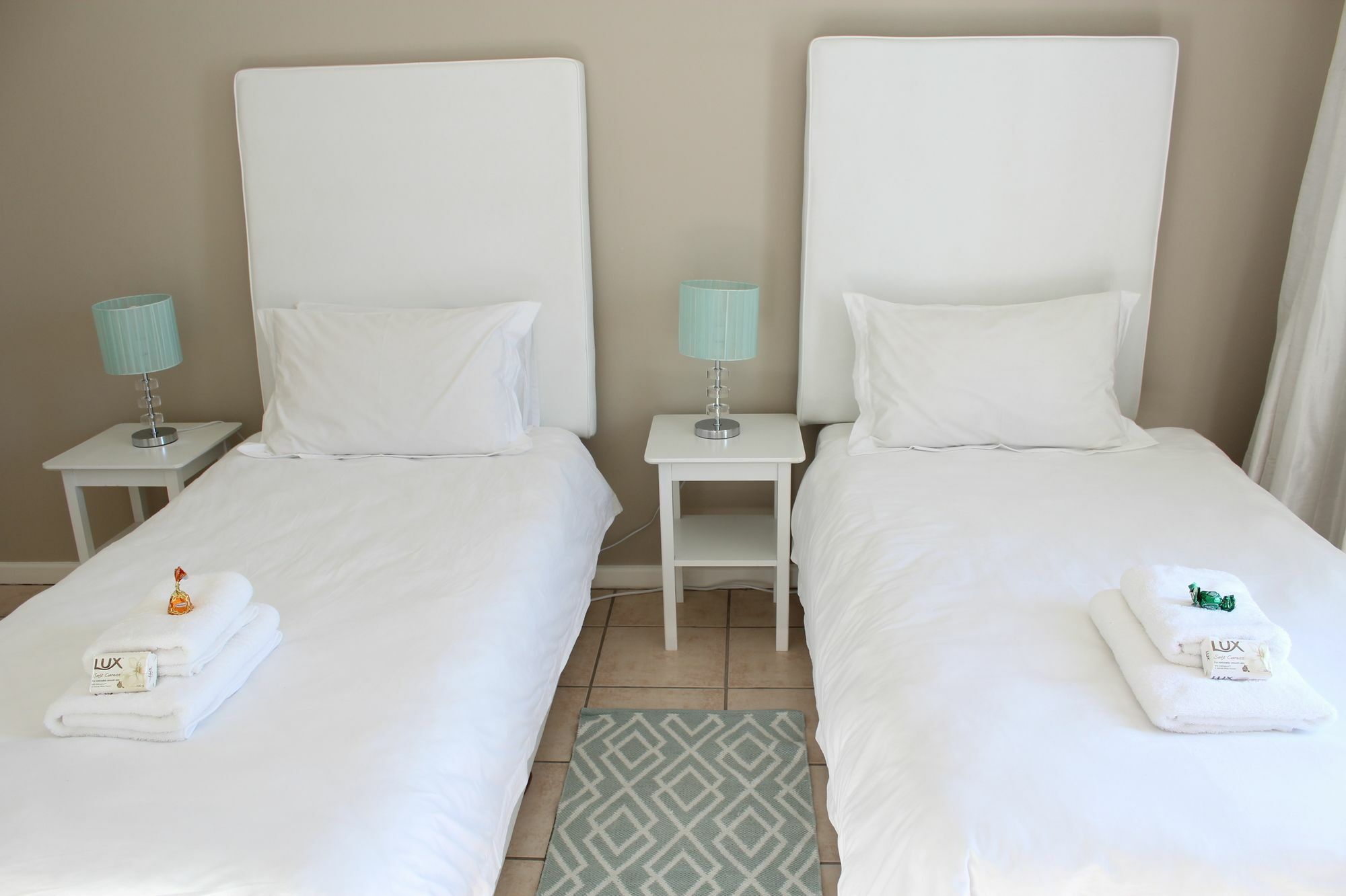 Saffron House Guesthouse Cape Town Exterior photo